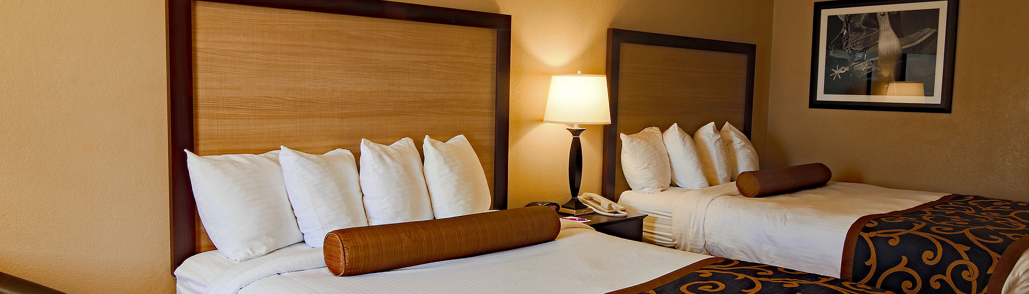 two queen beds guest room